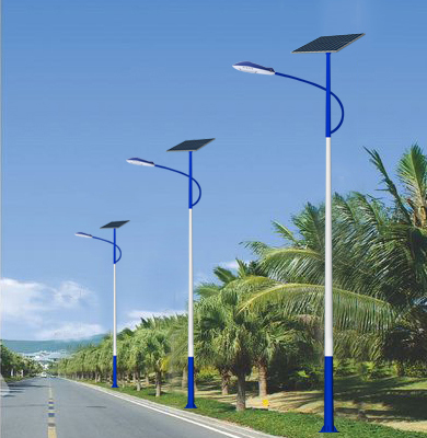 阿克苏太阳能路灯.jpg