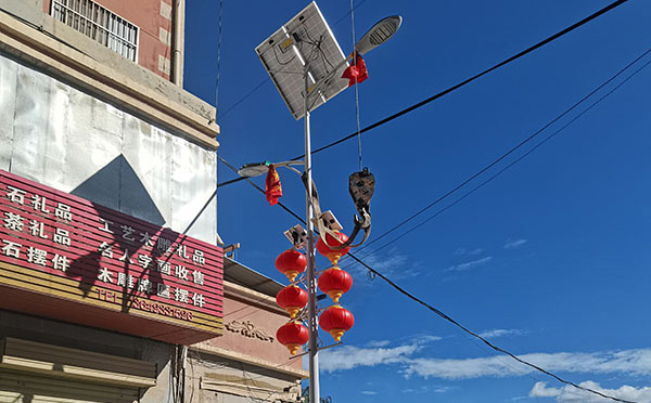 阿克苏智慧路灯在城市物联网系统中的集成与运维