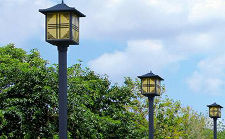 太阳能阿克苏庭院灯怎么选亮度与续航更耐用 太阳能阿克苏庭院灯怎么选亮度与续航更耐用